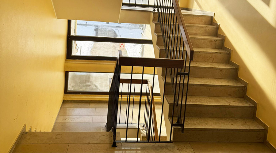  Treppenhausreinigung